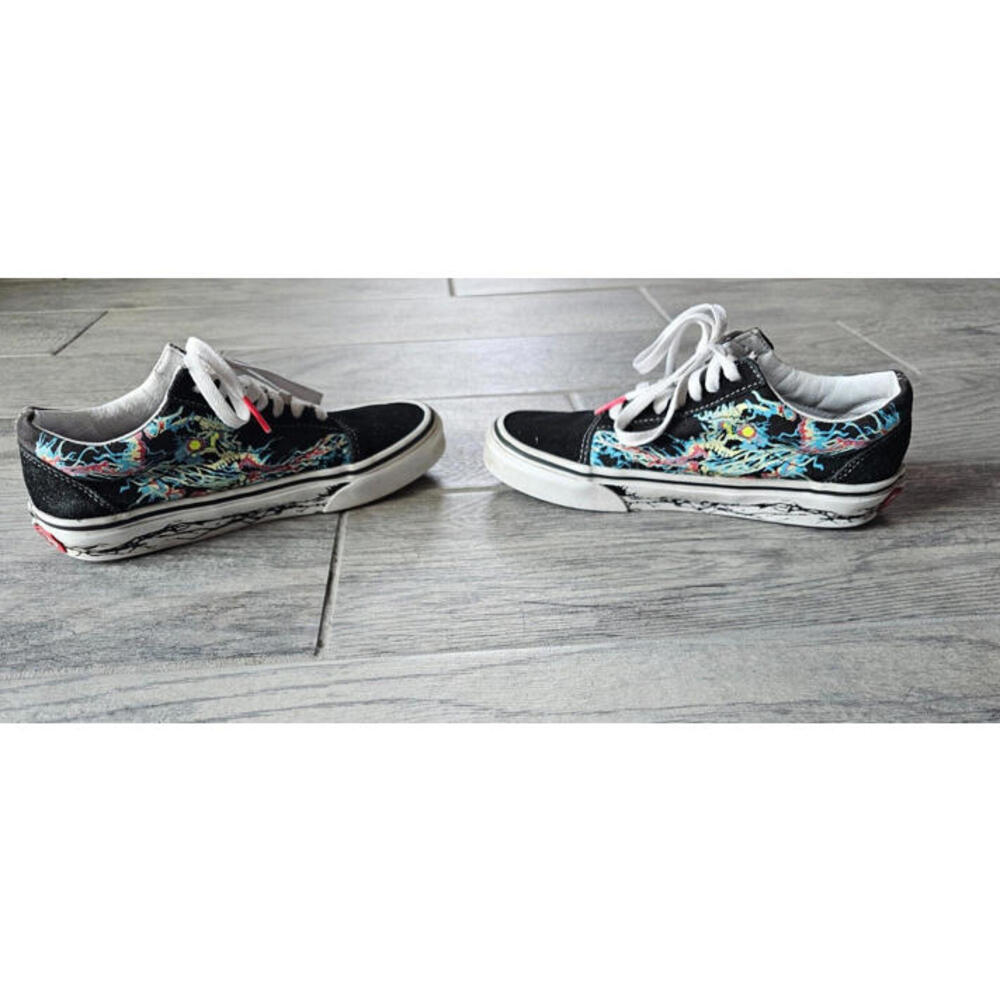 Vans Off the Wall Black Skateboard Shoes Skull Design Sz 4 Men's or 5.5 Women's